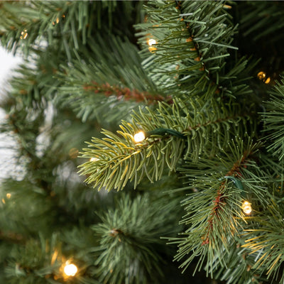 Evergreen Classics 7.5ft Pre-Lit Benton Pine Artificial Christmas Tree